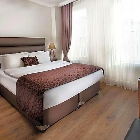 Allegra Galata Aparthotel 3*