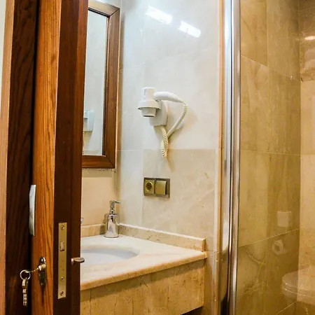 Allegra Galata Aparthotel 2*